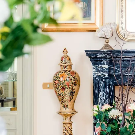 Villa Giu Luxury - The House Of Travelers Faggeto Lario