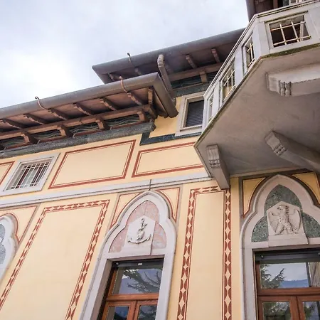 Villa Giu Luxury - The House Of Travelers Faggeto Lario