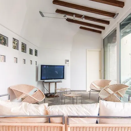 Giu Luxury - The House Of Travelers Faggeto Lario