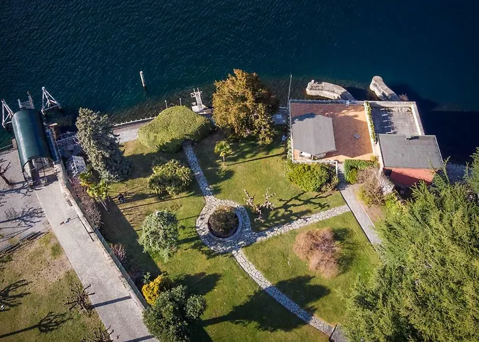 Giu Luxury - The House Of Travelers Villa *