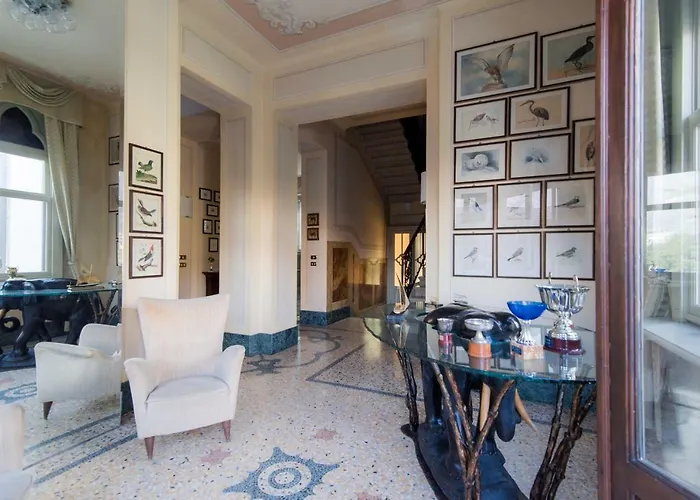 Giù Luxury - The House Of Travelers *