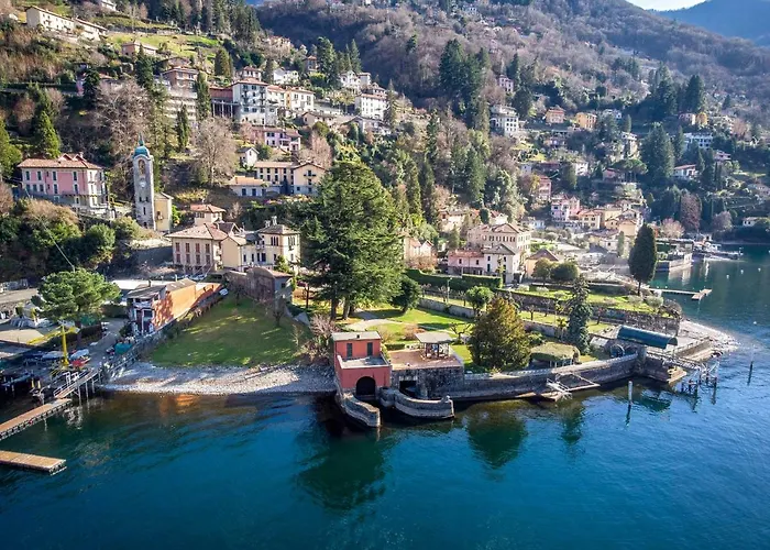 Giù Luxury - The House Of Travelers *