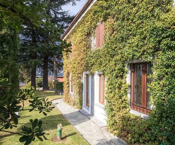 Giù Luxury - The House Of Travelers Villa *