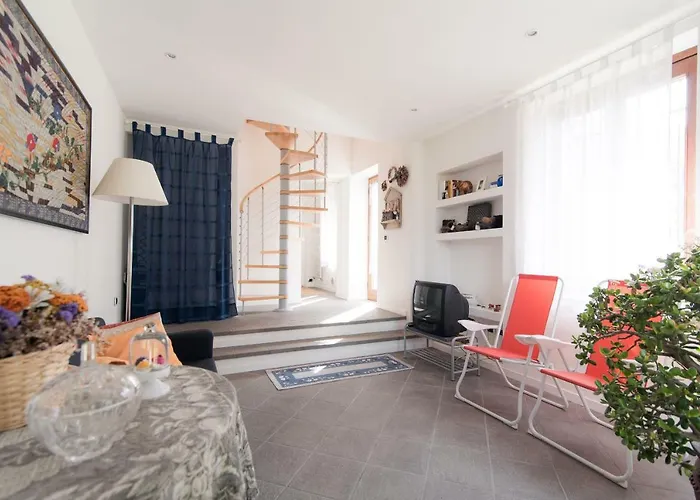 Giù Luxury - The House Of Travelers Villa