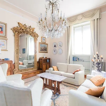 Giù Luxury - The House Of Travelers Faggeto Lario