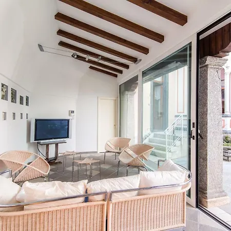 Villa Giù Luxury - The House Of Travelers *