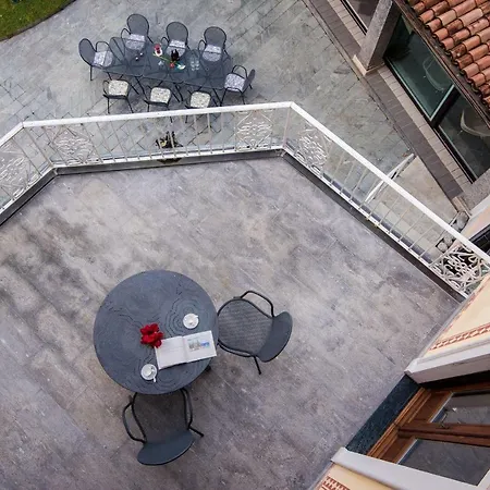 Giu Luxury - The House Of Travelers